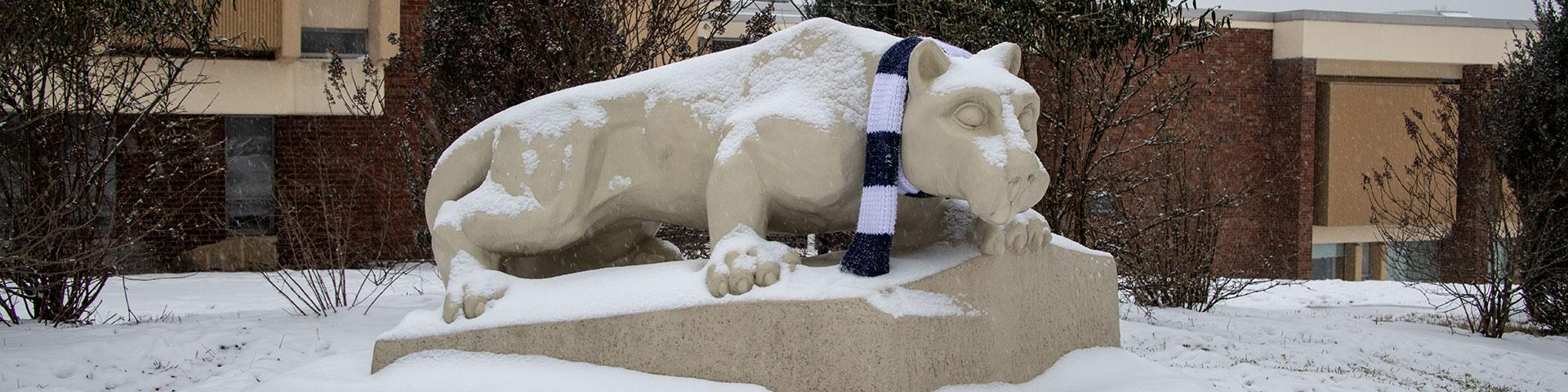 Lion Shrine in the snow.